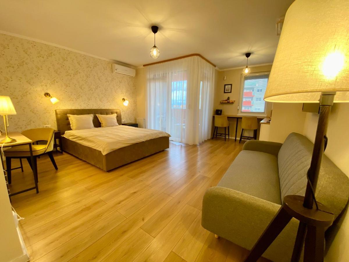 Amber Studio Oradea Apartment Ngoại thất bức ảnh